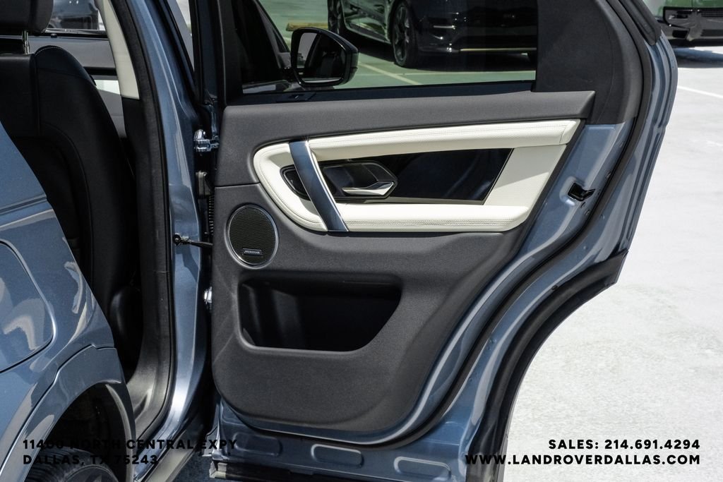 Certified Used 2023 Byron Blue Metallic Land Rover SE R-Dynamic image 48