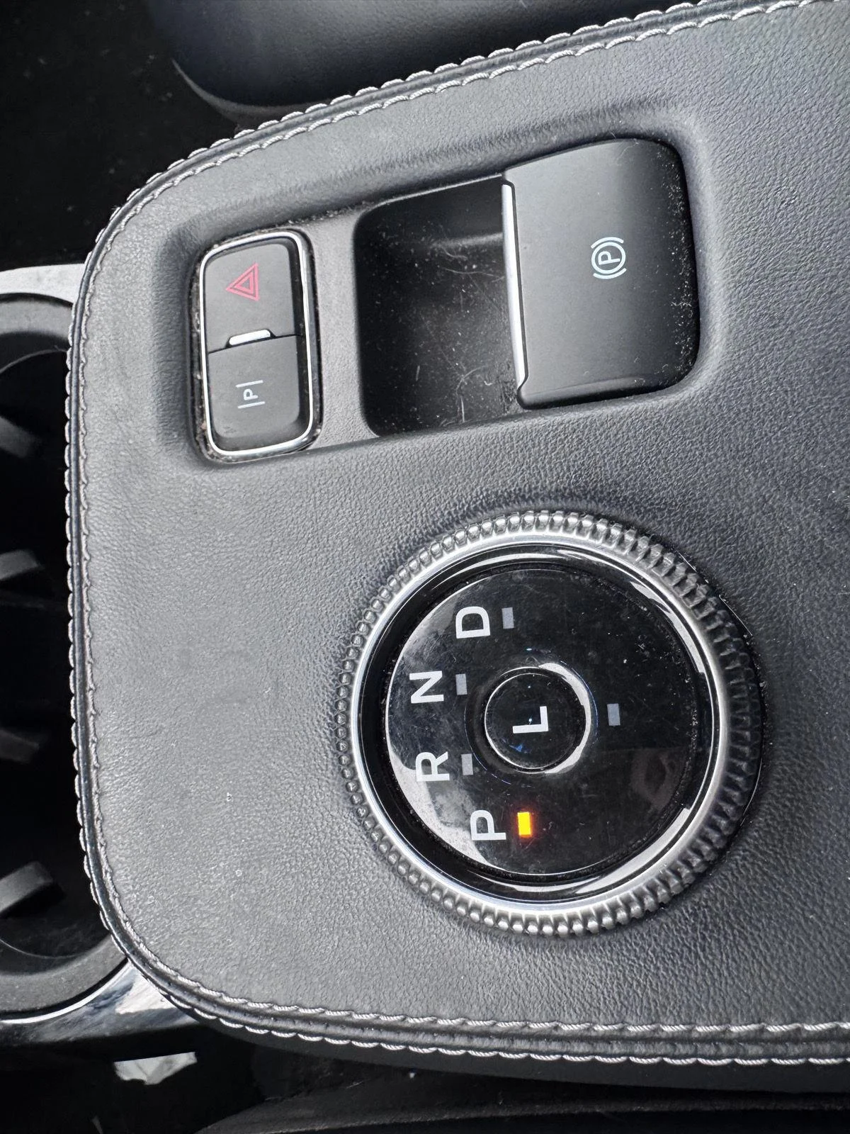 Used 2022 Shadow Black Ford Select image 13