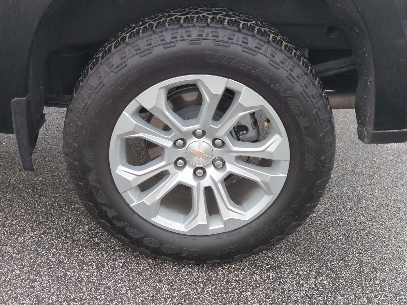 Used 2026 Black Chevrolet LTZ image 11