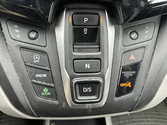 Used 2024 Blue Honda EX-L image 23