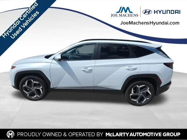 Used 2023 White Hyundai SEL Convenience image 2