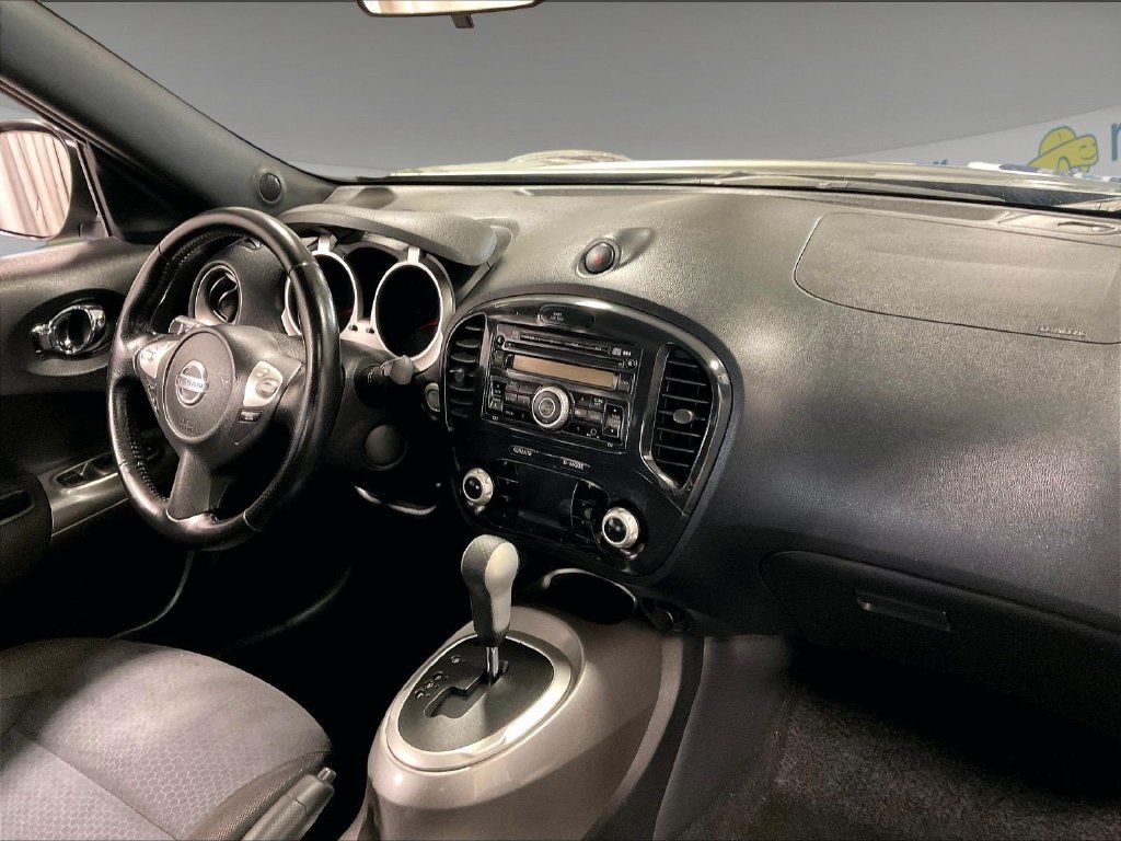 Used 2013 Gray Nissan SV image 14