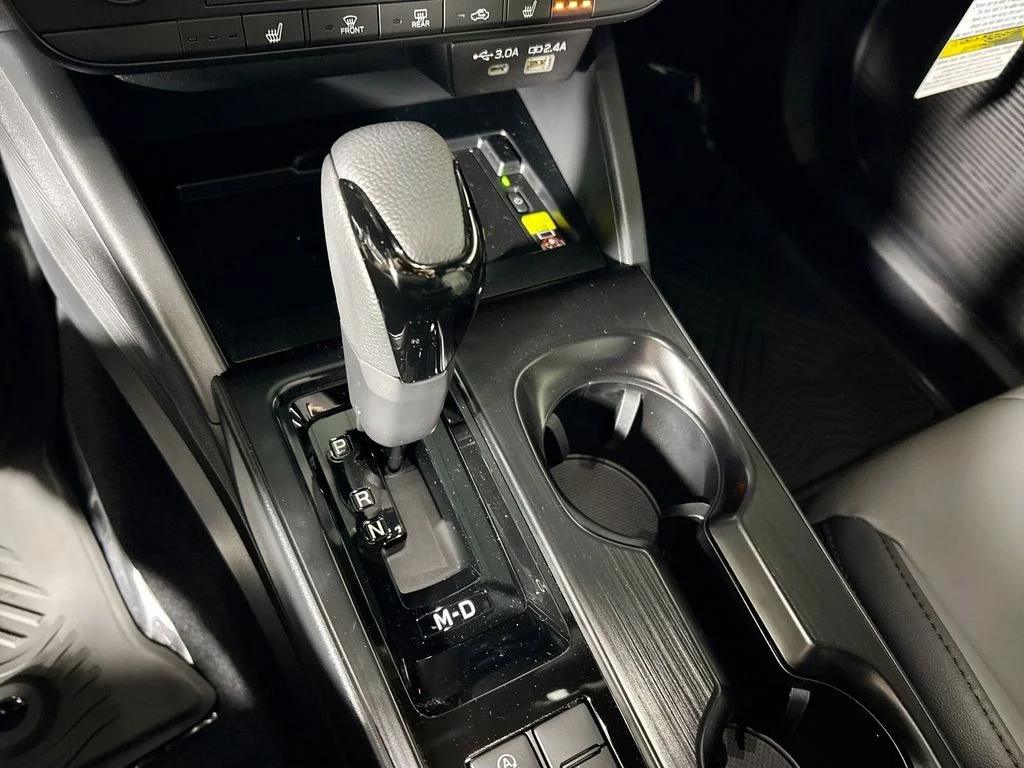 New 2026 ICE SILVER METALLIC Subaru Premium image 18
