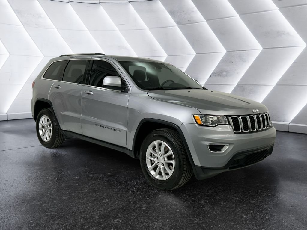 Used 2021 Silver Jeep Laredo E image 1