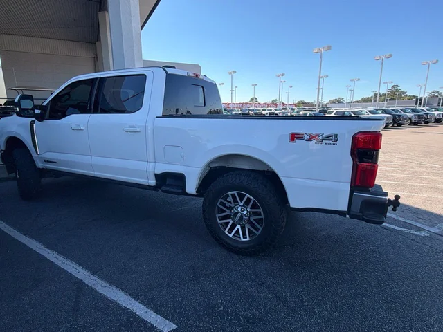 2023 Ford F-250SD Lariat