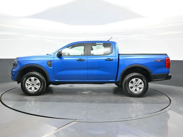 Used 2024 Blue Ford XL image 4