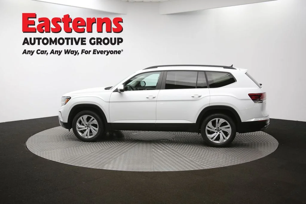 Used 2021 White Volkswagen 2.0T SE w/Technology image 63