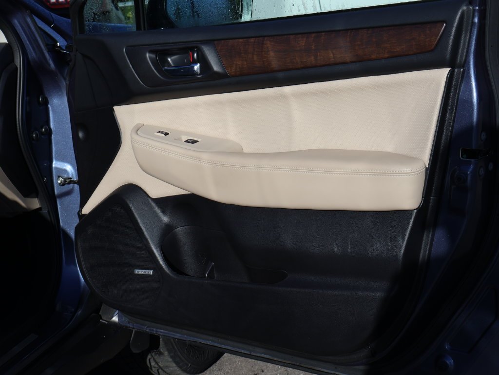 Used 2017 Blue Subaru 2.5i image 11