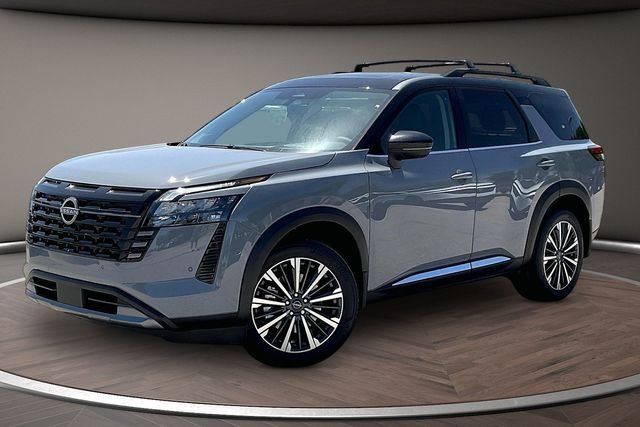 2026 Nissan Pathfinder Platinum 4WD's photo