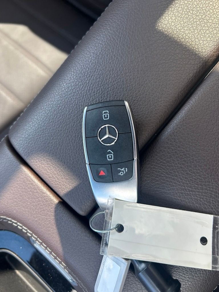 Certified Used 2023 Silver Mercedes-Benz GLE 450 image 29