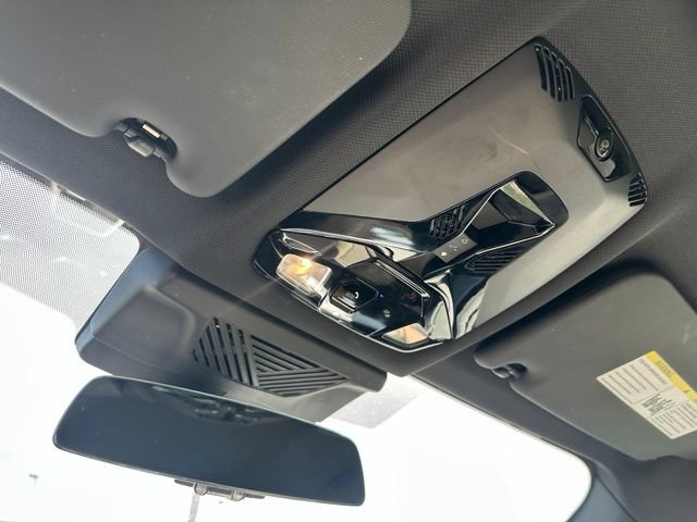 Used 2023 Black BMW xDrive28i image 27
