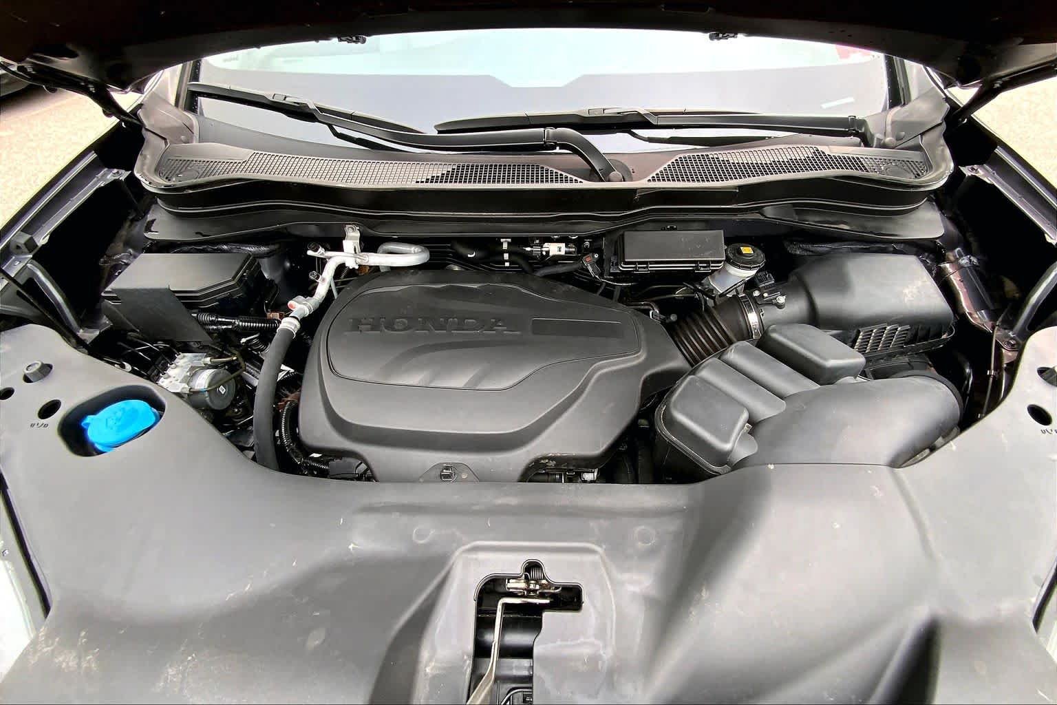 Certified Used 2023 Modern Steel Metallic Honda RTL image 30