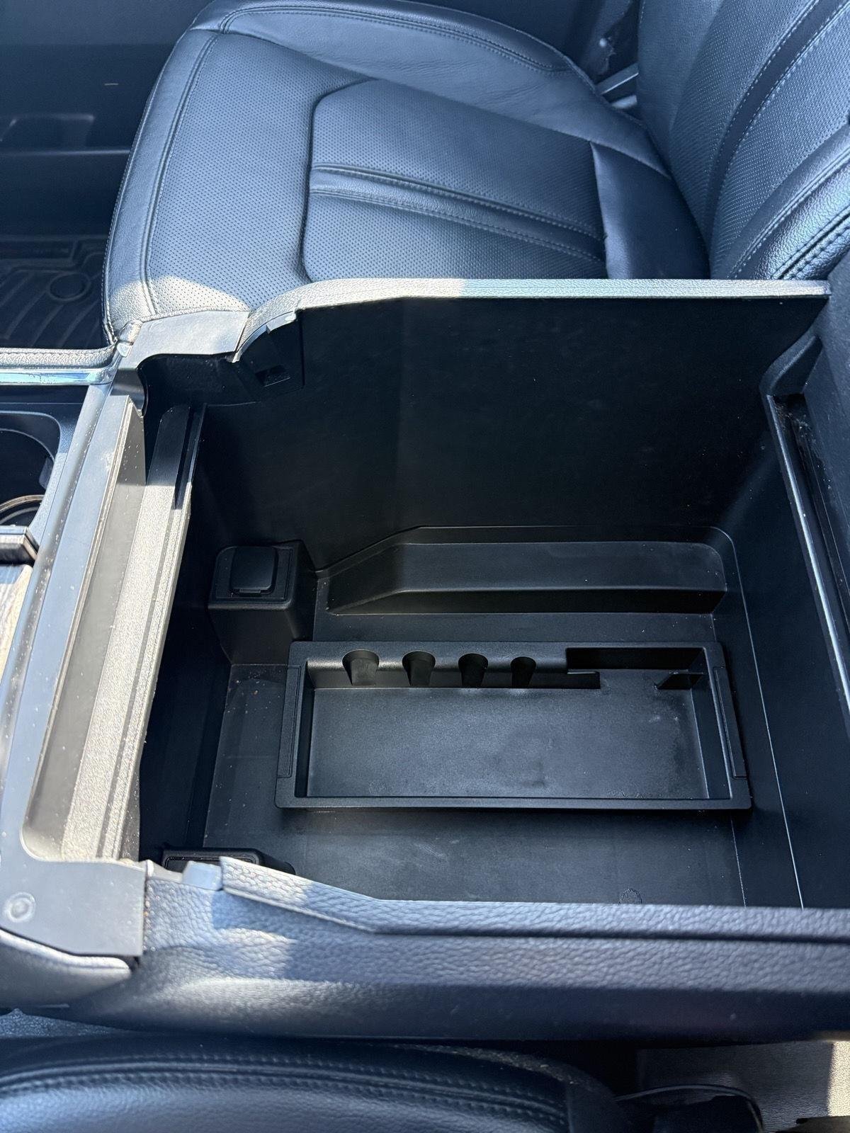 Used 2019 Ingot Silver Ford Limited image 19