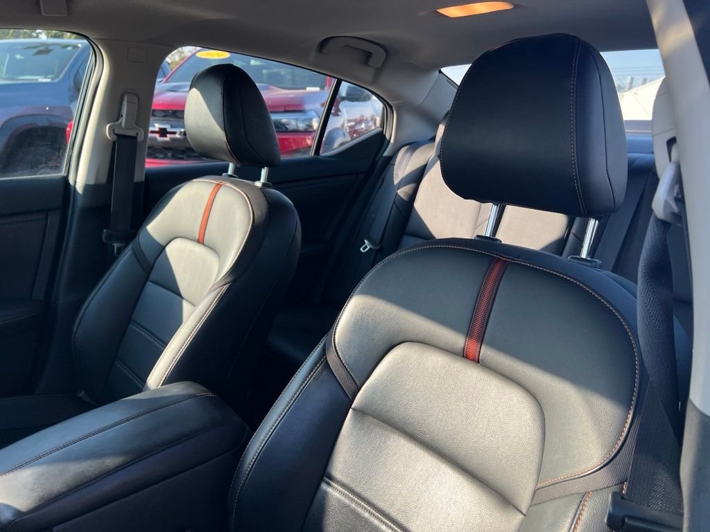 Used 2021 Black Nissan SR image 4