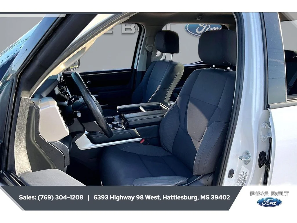 Used 2023 Ice Cap Toyota SR5 image 19