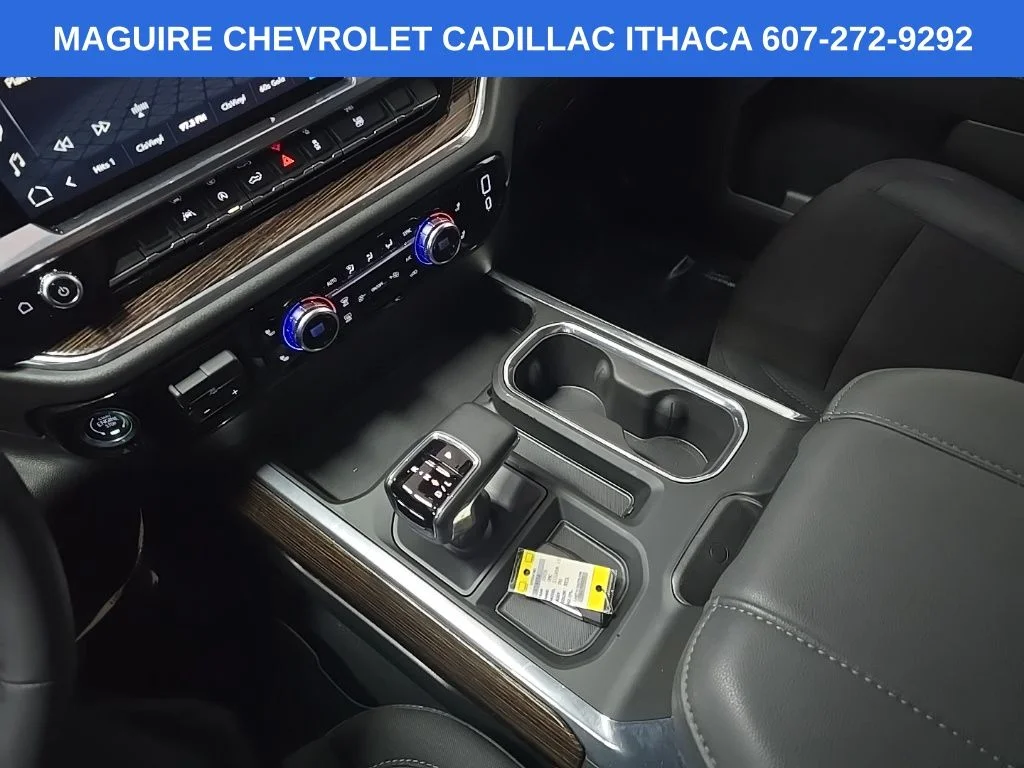 Used 2025 Red GMC Elevation image 27