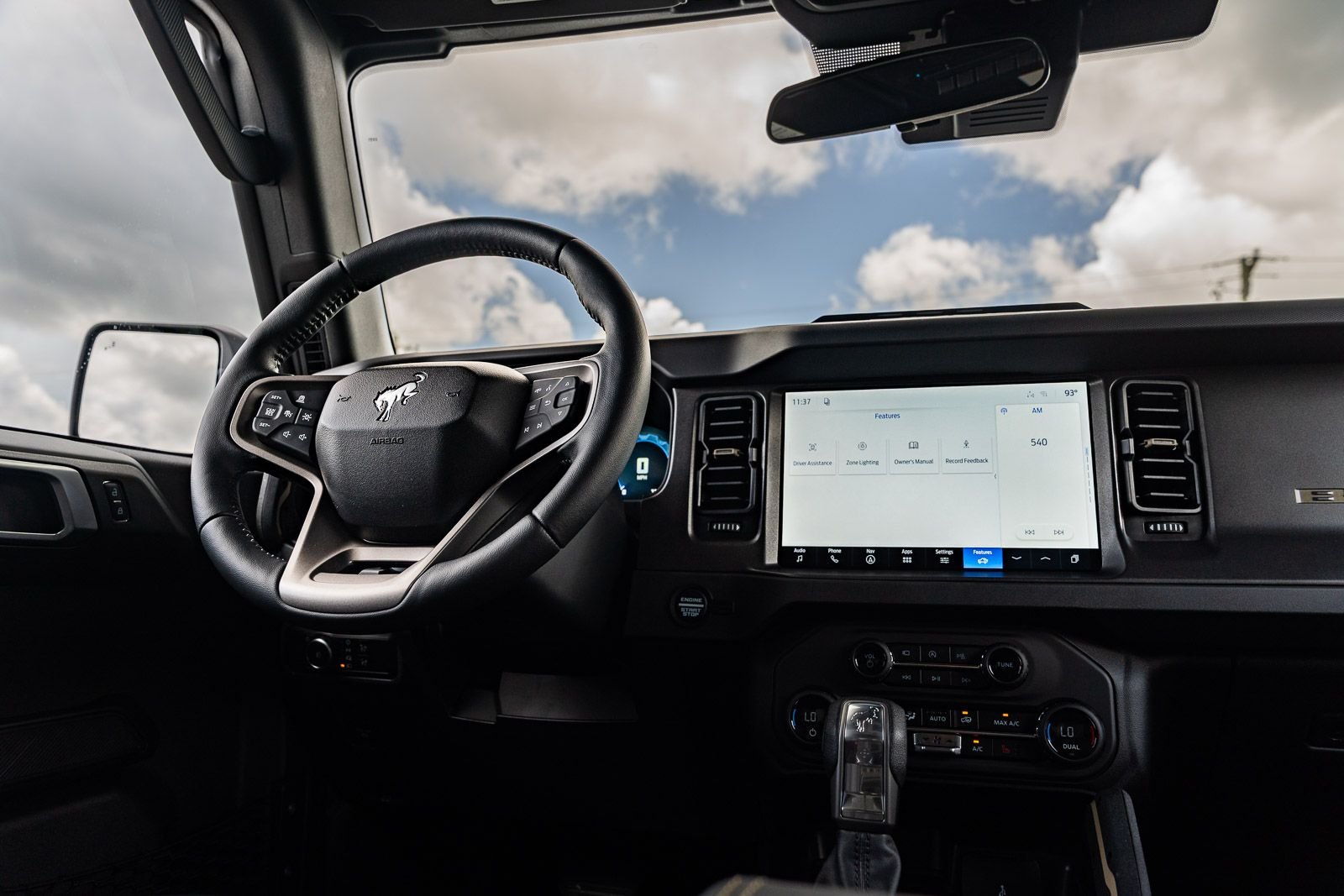 New 2026 Oxford White Ford Badlands® image 28