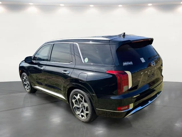 Used 2021 Black Hyundai Calligraphy image 17