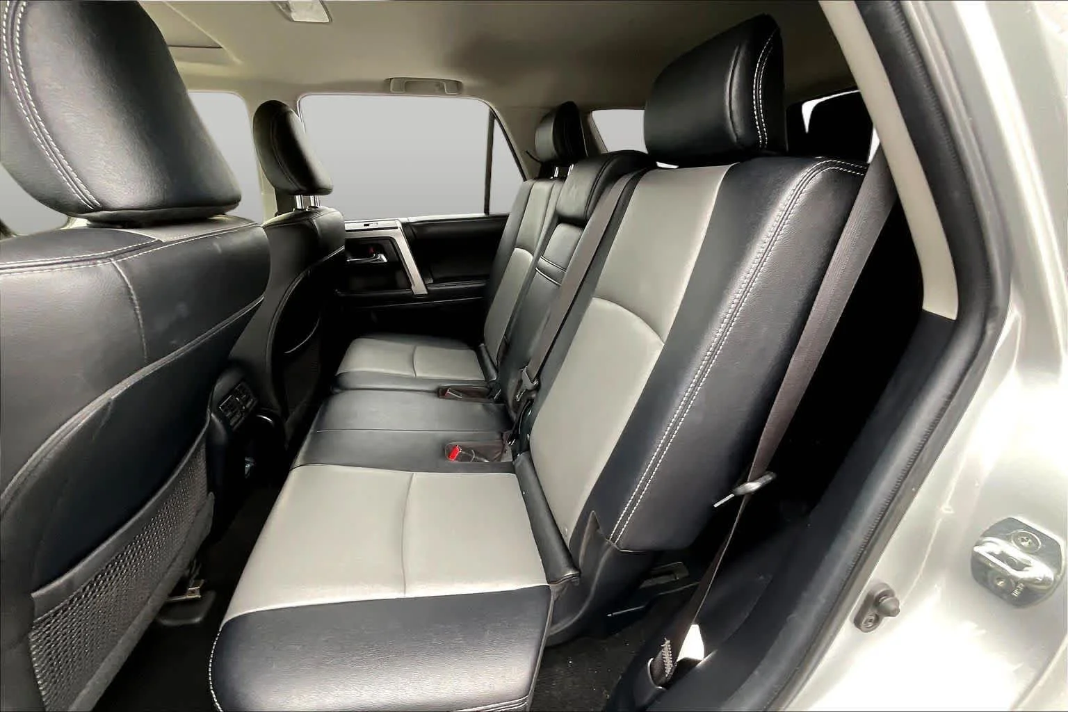 Used 2023 Classic Silver Metallic Toyota SR5 Premium image 20