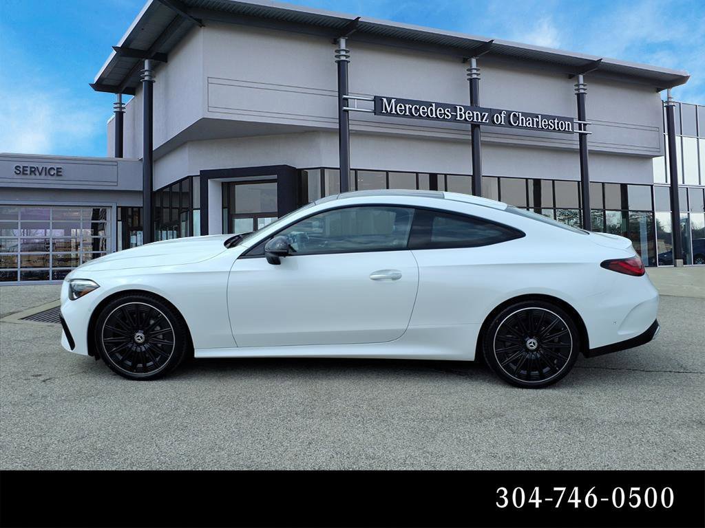 New 2026 MANUFAKTUR Moonlight White Metallic Mercedes-Benz CLE 300 image 6
