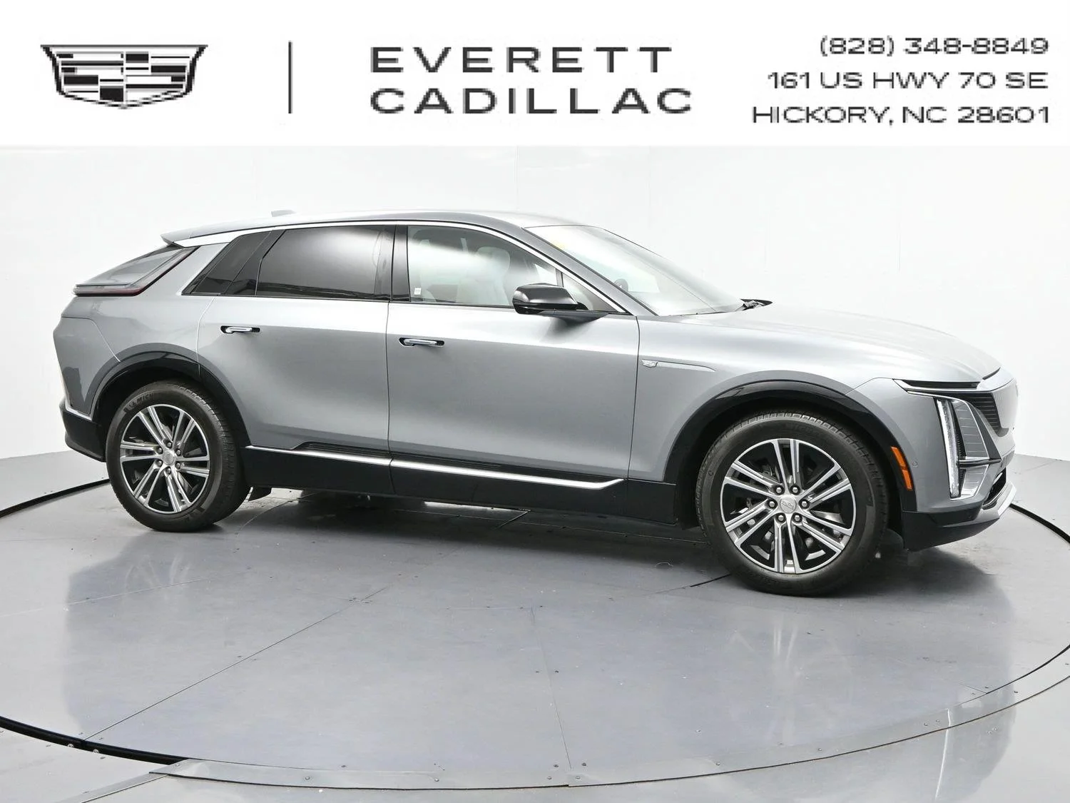 2024 Cadillac LYRIQ