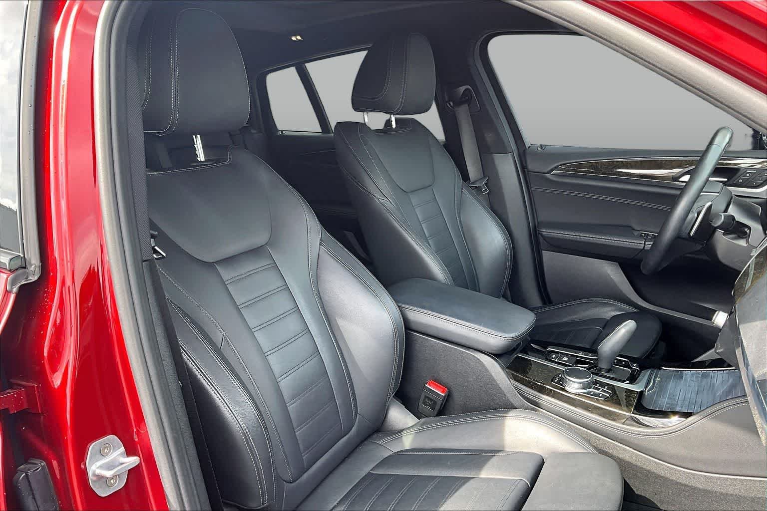 Used 2019 Flamenco Red Metallic BMW xDrive30i image 8