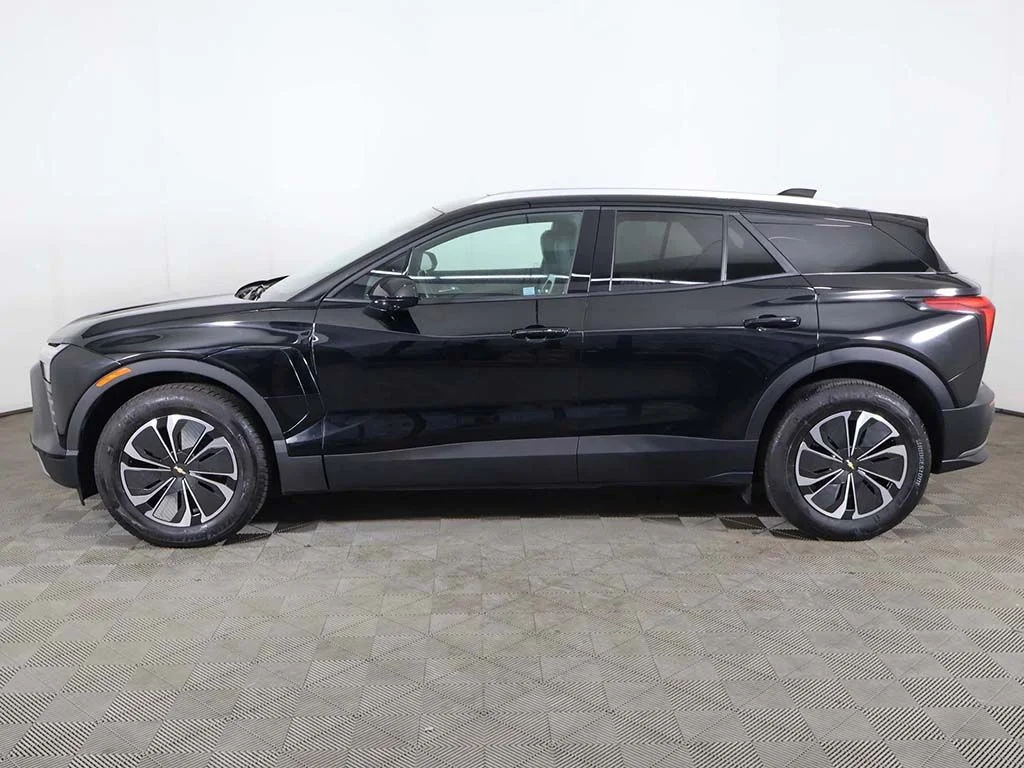 Used 2024 Black Chevrolet LT image 19