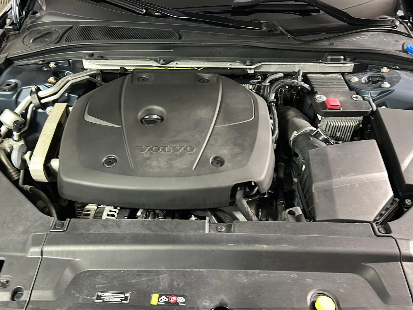 Used 2019 Denim Blue Metallic Volvo T5 image 14