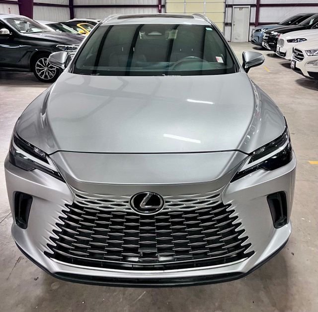 Used 2023 Silver Lexus 350 Premium image 9