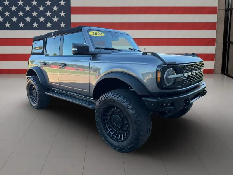 Used 2022 Gray Ford Wildtrak Sport Utility 4D image 7