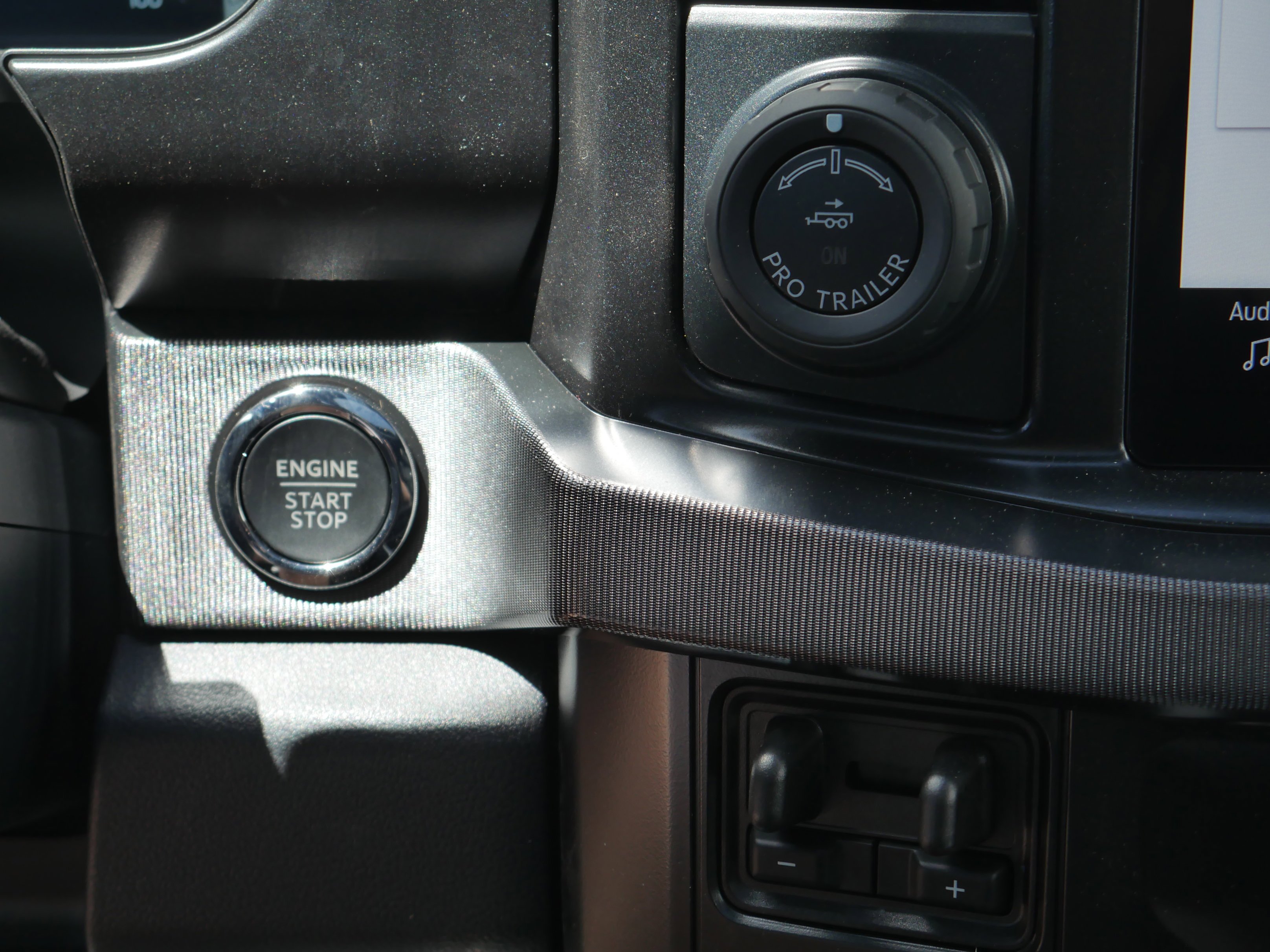 New 2026 Carbonized Gray Metallic Ford F-350® Platinum® image 10