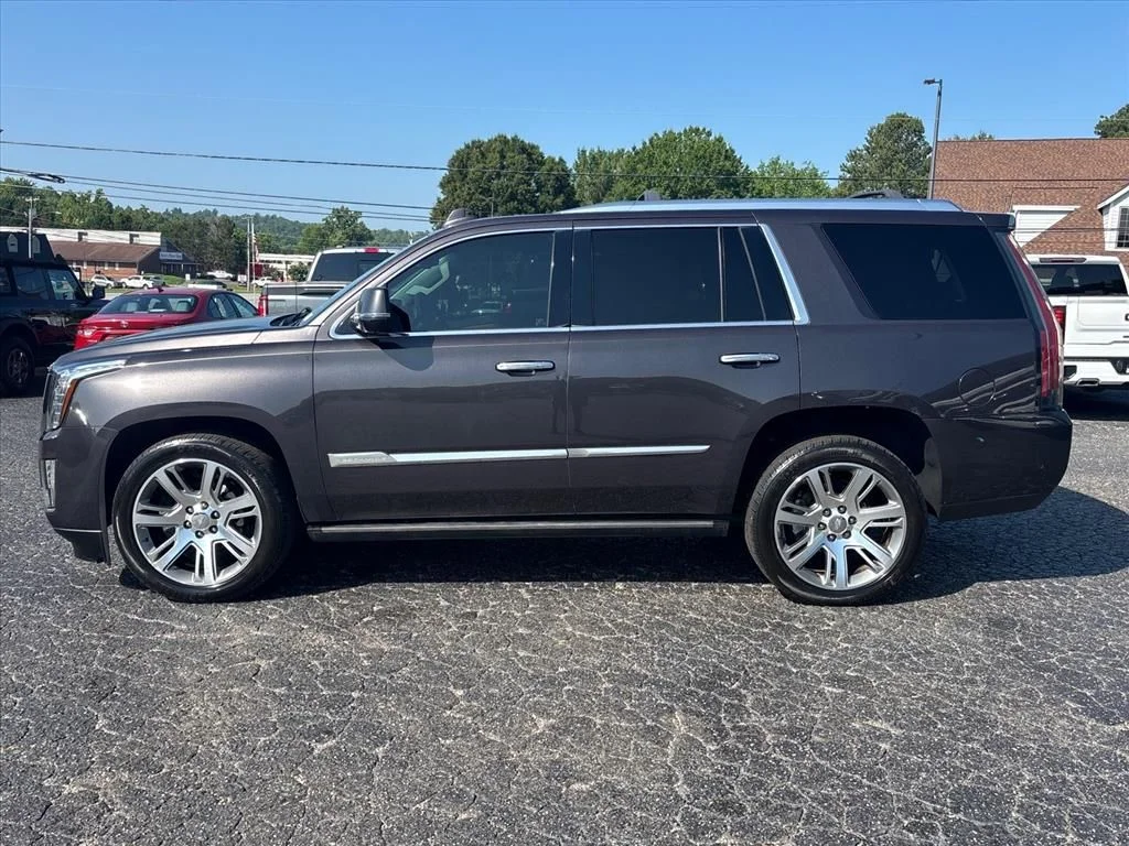 Used 2015 Gray Cadillac Premium image 4