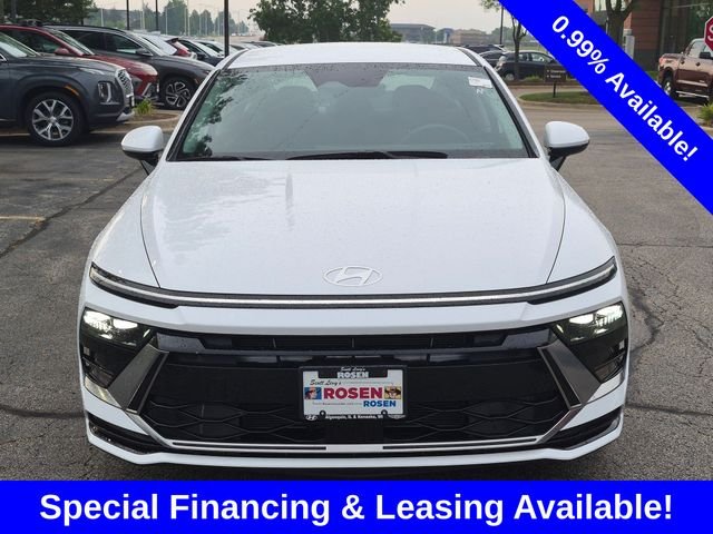 Used 2026 White Hyundai SEL Sport image 8
