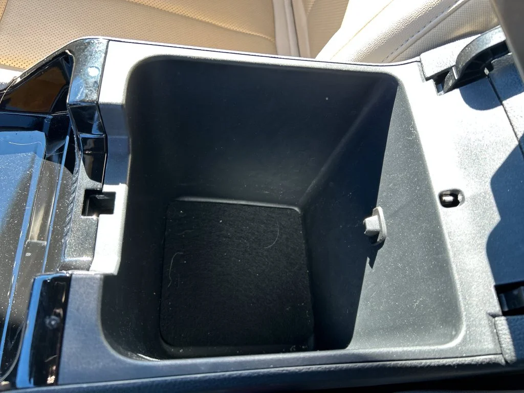 Used 2023 Red Jeep Limited image 17