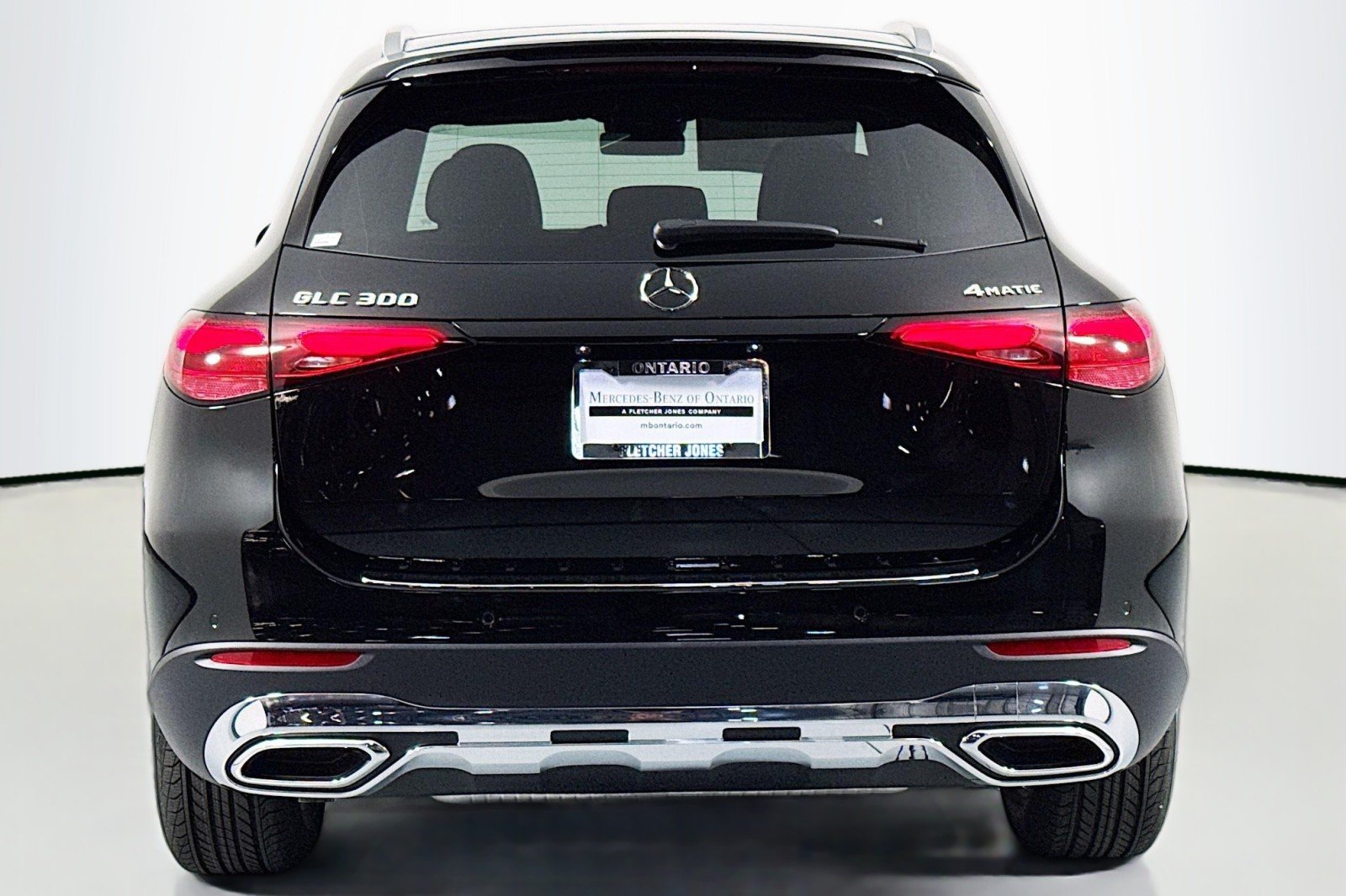 New 2026 Black Mercedes-Benz GLC 300 4MATIC® SUV image 3