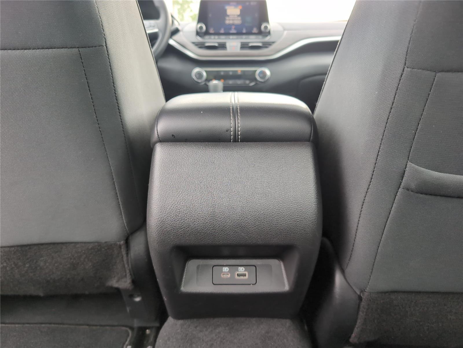 2025 Nissan Altima SV - Photo 34