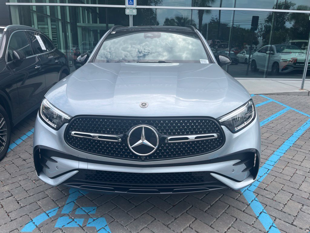 Certified Used 2026 Cirrus Silver Metallic Mercedes-Benz GLC 300 image 3