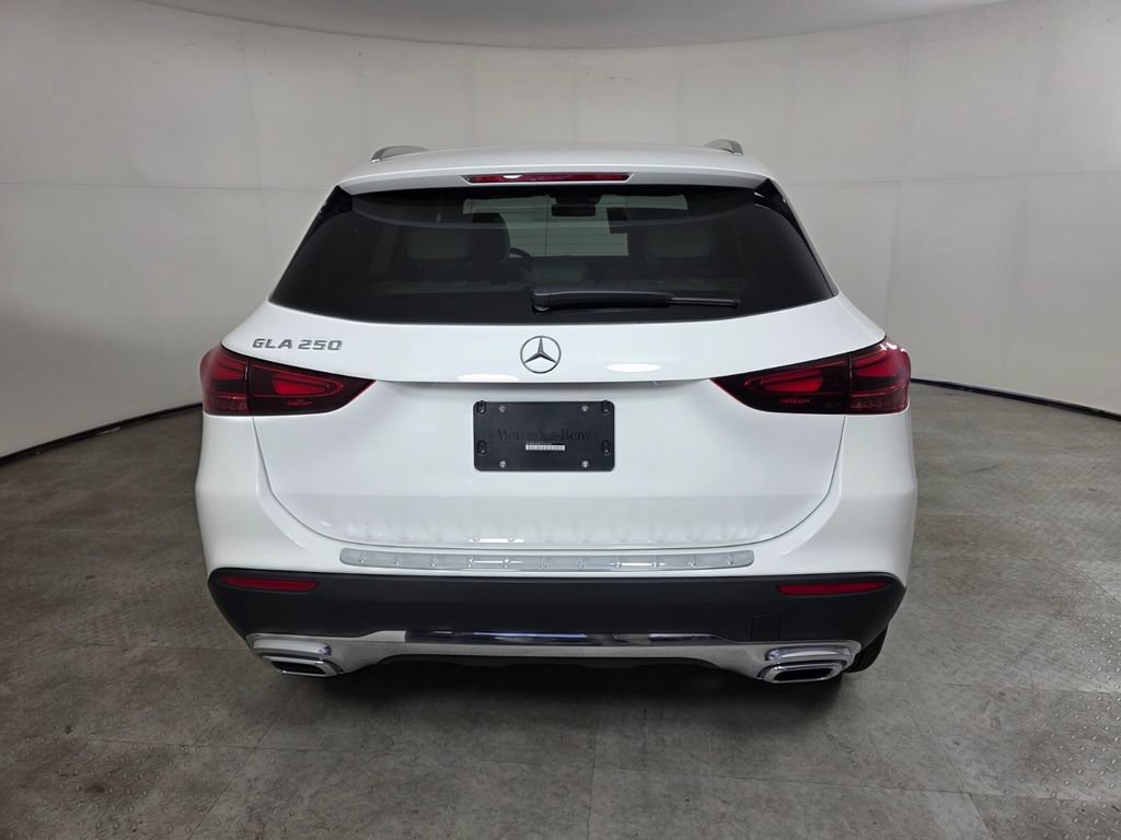 New 2026 Polar White Mercedes-Benz GLA 250 image 20