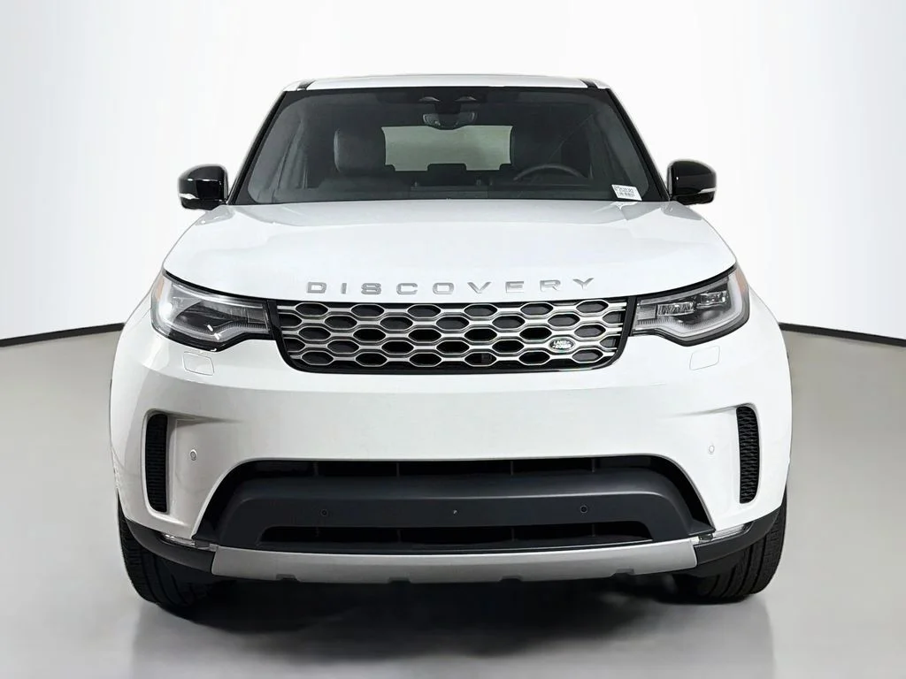 New 2026 Fuji White Land Rover S image 2