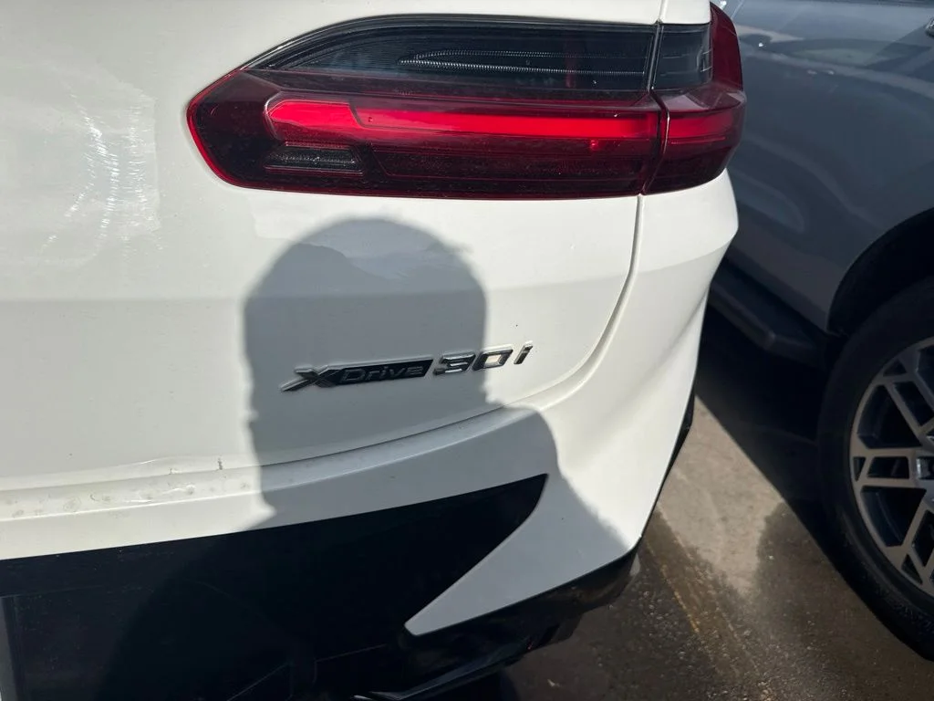 Used 2023 White BMW xDrive30i image 6