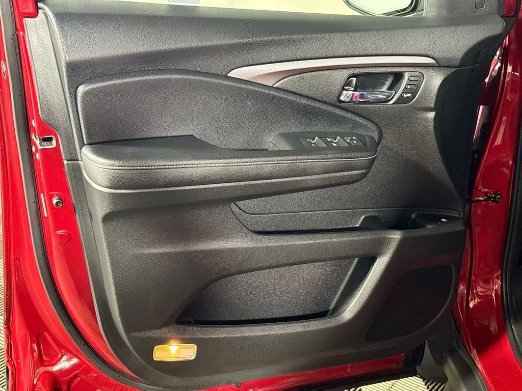 Used 2021 Red Honda RTL-E image 10