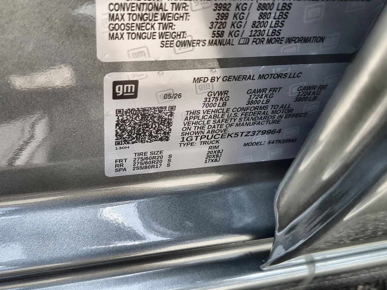 New 2026 Sterling Metallic GMC Elevation image 33