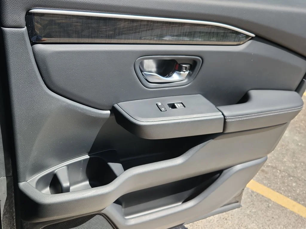 Used 2025 Black Honda Elite image 15