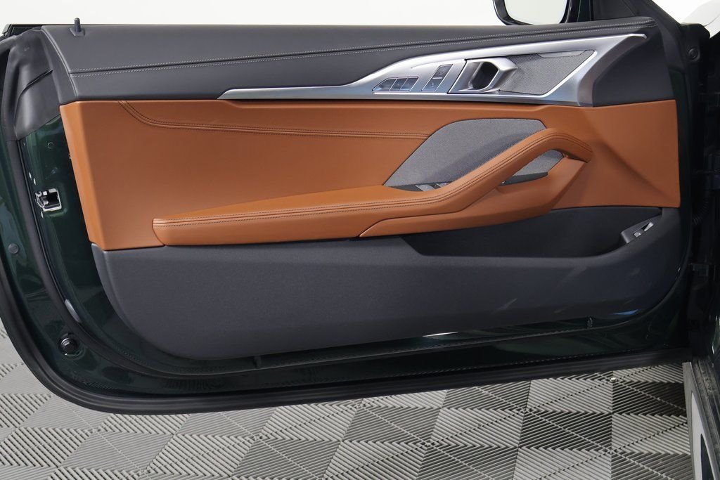 2026 BMW 8 Series 840i - Photo 8