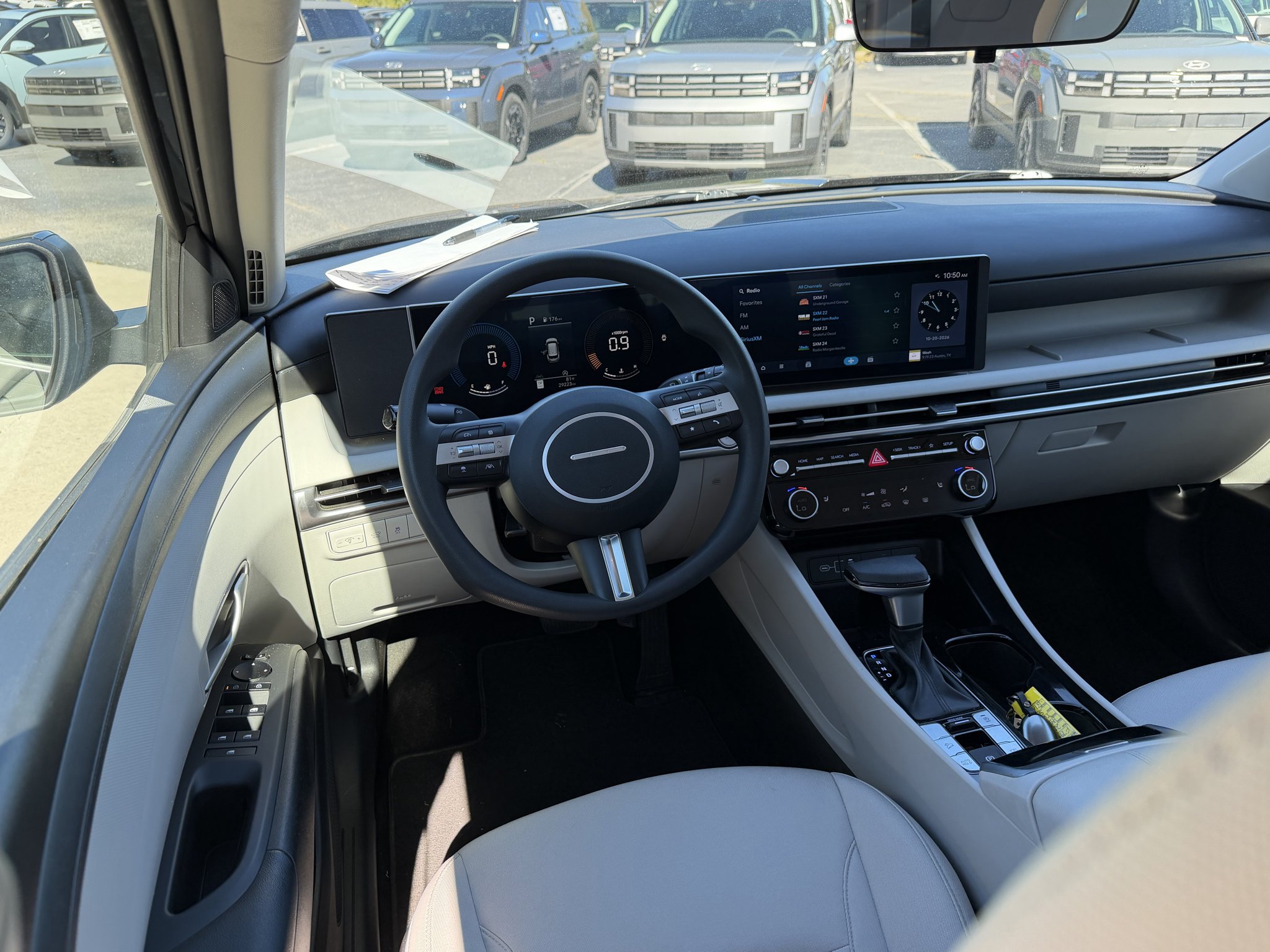2025 Hyundai Tucson SEL - Photo 17