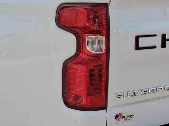 Used 2023 White Chevrolet Custom image 8