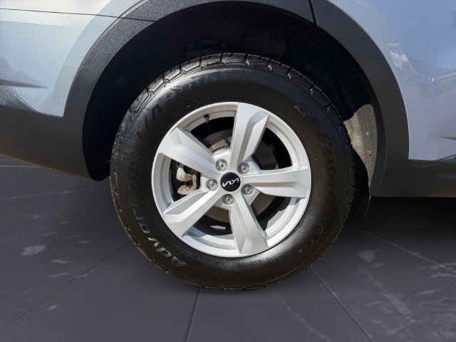 Used 2023 Silver Kia LX image 85