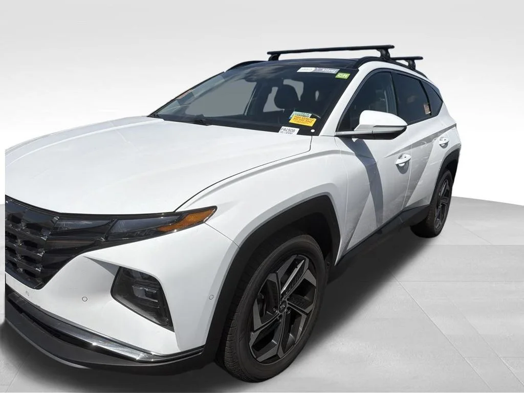 Used 2023 White Hyundai Limited image 6