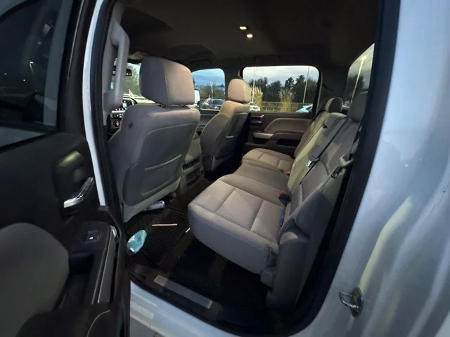 Used 2015 White Chevrolet LT image 12