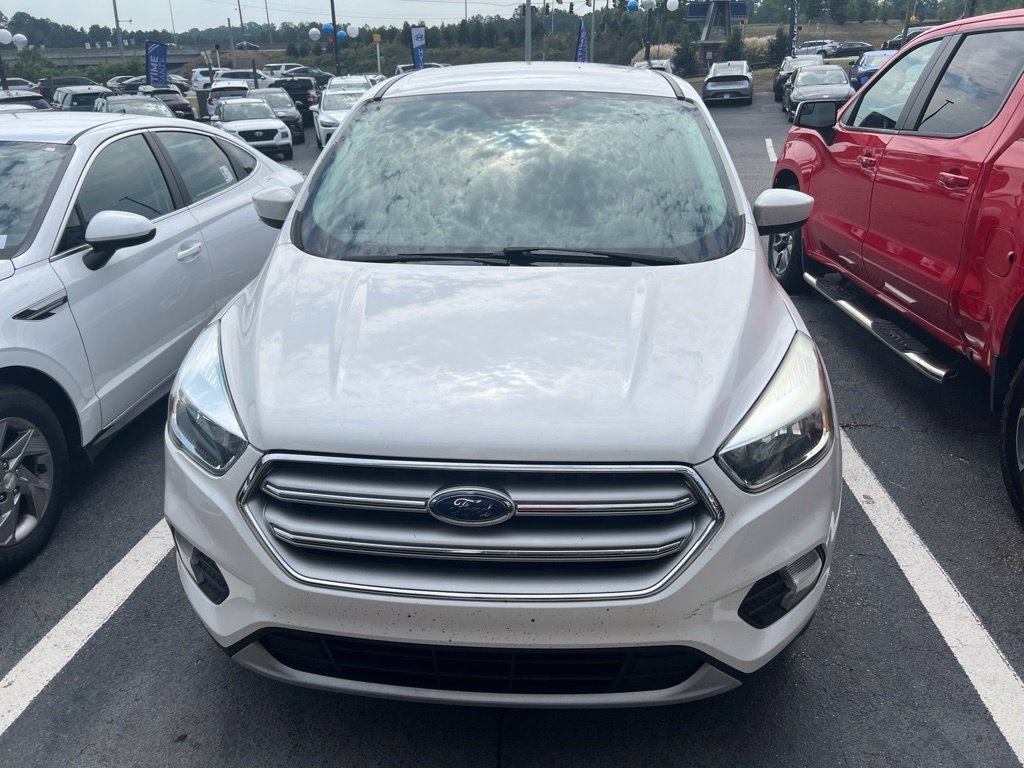 Used 2017 White Ford SE image 1